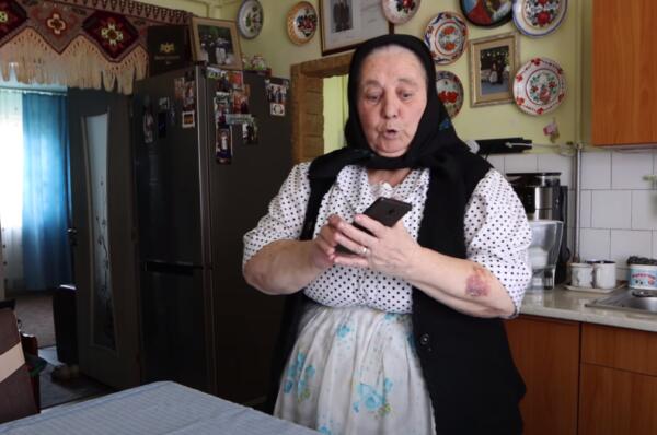 Bunica Lenuta revine intr-un nou videoclip