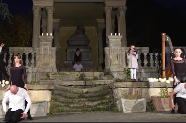 VIDEO. Concert simfonic si balet intr-un cimitir din Cluj