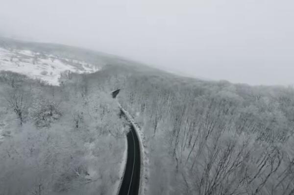 Imagini cu Fagetul imbracat in ALB. VIDEO DRONA