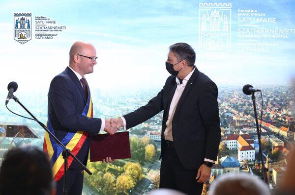 Rectorul UBB, Daniel David a primit titlul de cetatean de onoare al unui oras din Ardeal