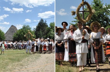 Traditiile nu sunt uitate la Cluj. Obiceiul secerisului graului reconstituit in Parcul Etnografic.