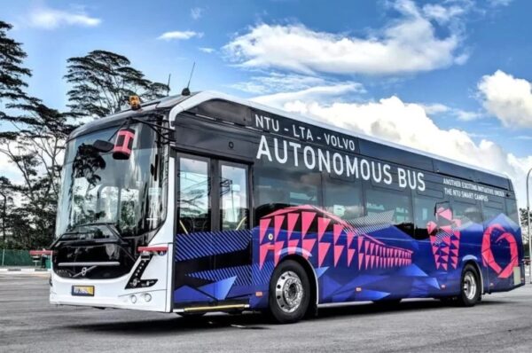 Clujul concureaza pentru primul culoar de autobuze autonome din Romania