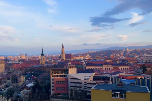 Cand ai fost ultima data pe Cetatuie? Cum se vede Cluj-Napoca de pe Dealul Cetatuii. VIDEO