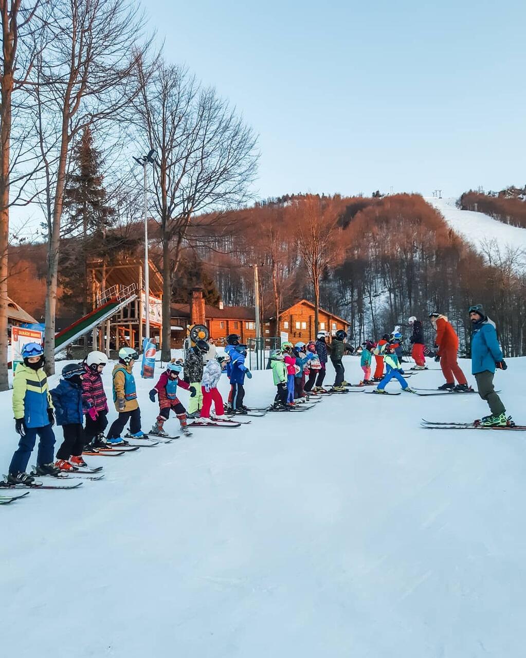 Suior Domeniul schiabil Șuior Resort, Maramureș, escapada montană completă ...