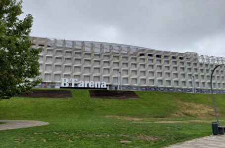 Exteriorul BTarena din Cluj-Napoca, fotografiat în septembrie 2026