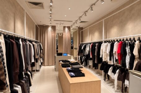 Interiorul magazinului HAMZA din Iulius Mall Cluj
